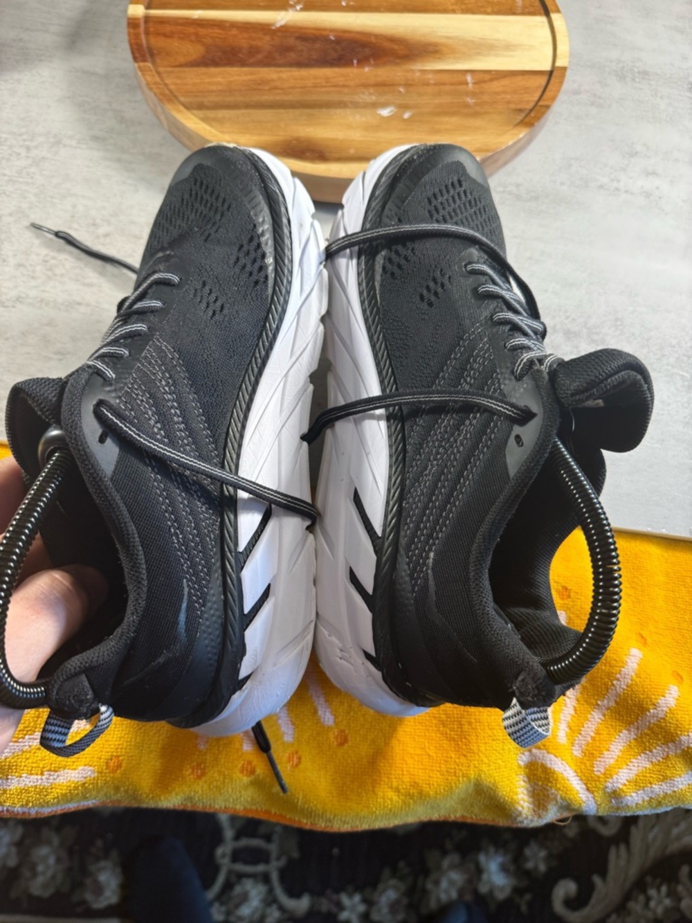 Hoka One One Clifton 8 Womens Size  7  Black White Trail Running Shoes - Picture 3 of 8